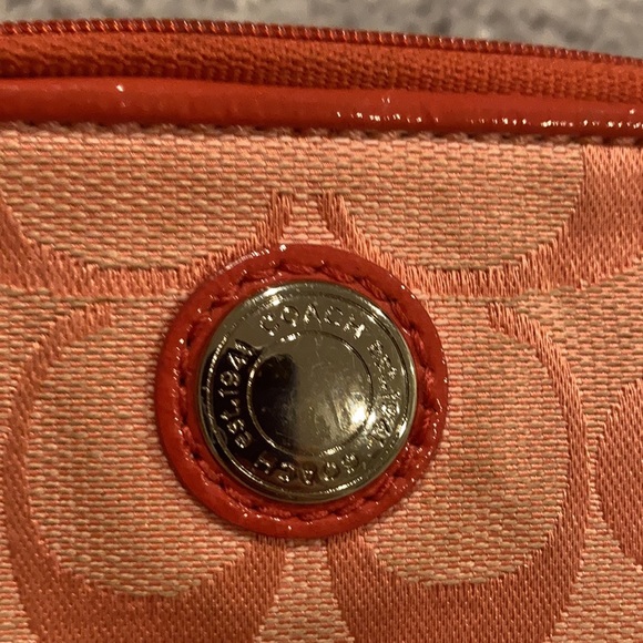 Coach Wallet Wristlet Card Holder - Picture 3 of 10